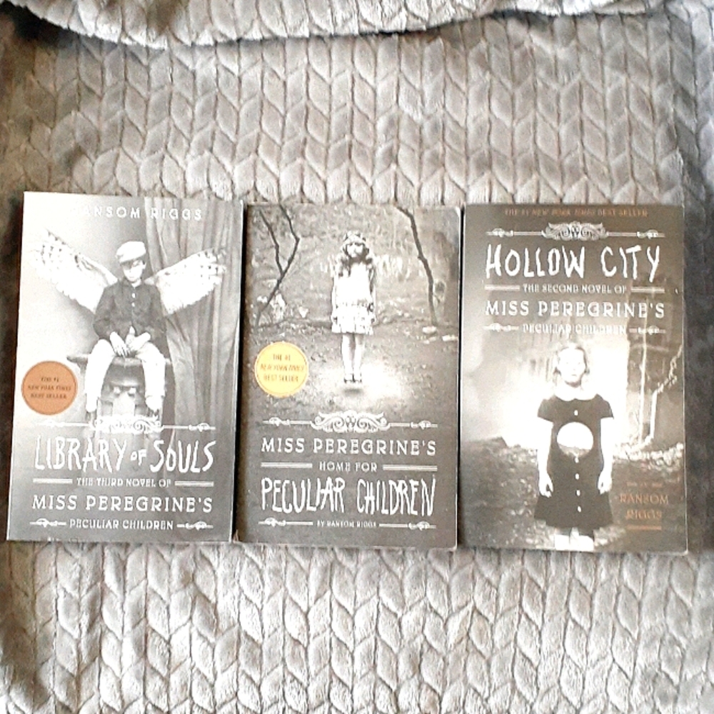 Miss Peregrine's Peculiar Children books